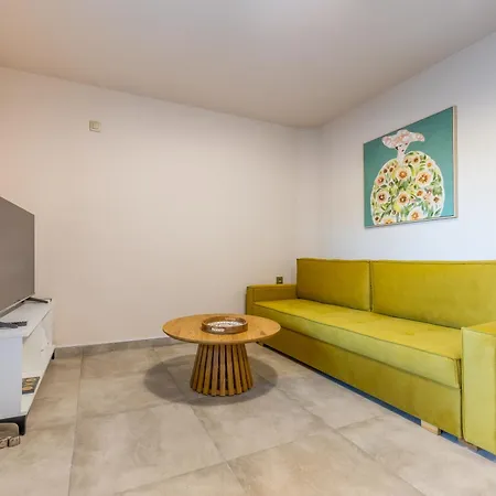 Apartment Azure Sofia - Grounded