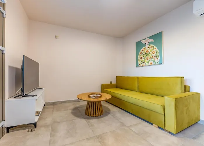 Apartament Azure Sofia - Grounded